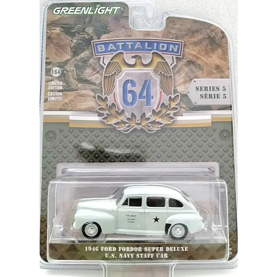 Miniatura 1946 Ford Fordor Deluxe U.S. Navy Staff Car - Coleção Carro de combate Greenlight 1:64