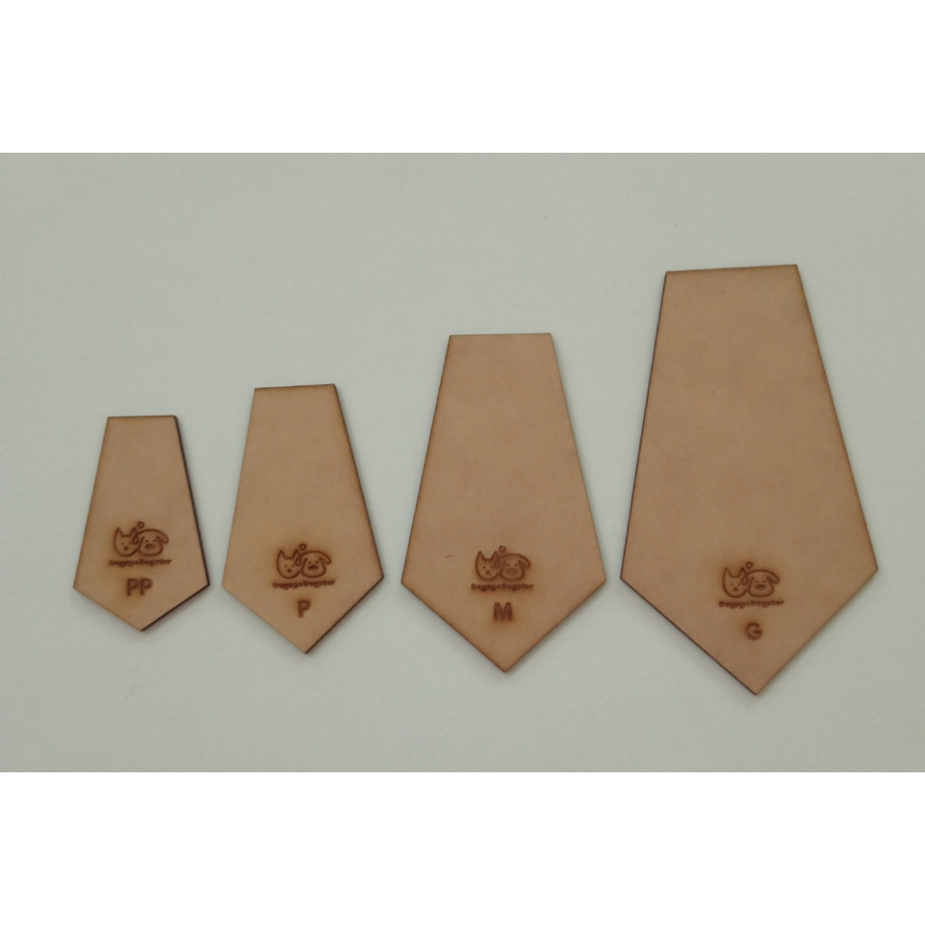 Kit de gravatas (PP, P, M e G) em MDF