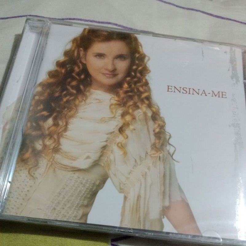 CD Lauriete • Ensina-me (SEM O HOT STAMPING)