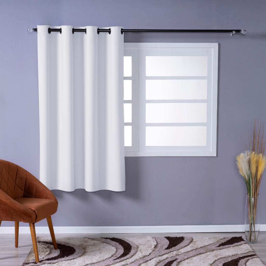 Cortina Blackout PVC 1,10m x 1,30m Corta 100% a  Luz