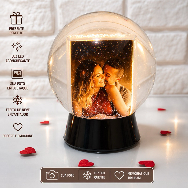 Globo de Neve Personalizado com LED - Personalização com 2 Fotos, Base de Plástico, Tamanho 11x14