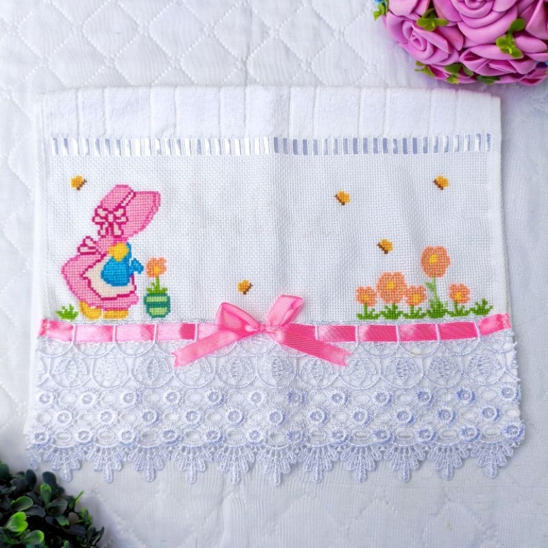 Toalhinha de boca/mão bebê personalizada bordada à mão - envio imediato - inclua o nome