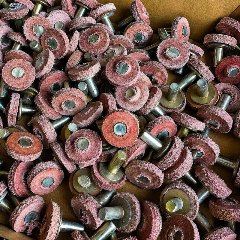 Kit 50 Vedante Couro e Metal 1/2 - 3/4 Registro Torneira Vazamento Courinho Obra Reparo Materiais Construção