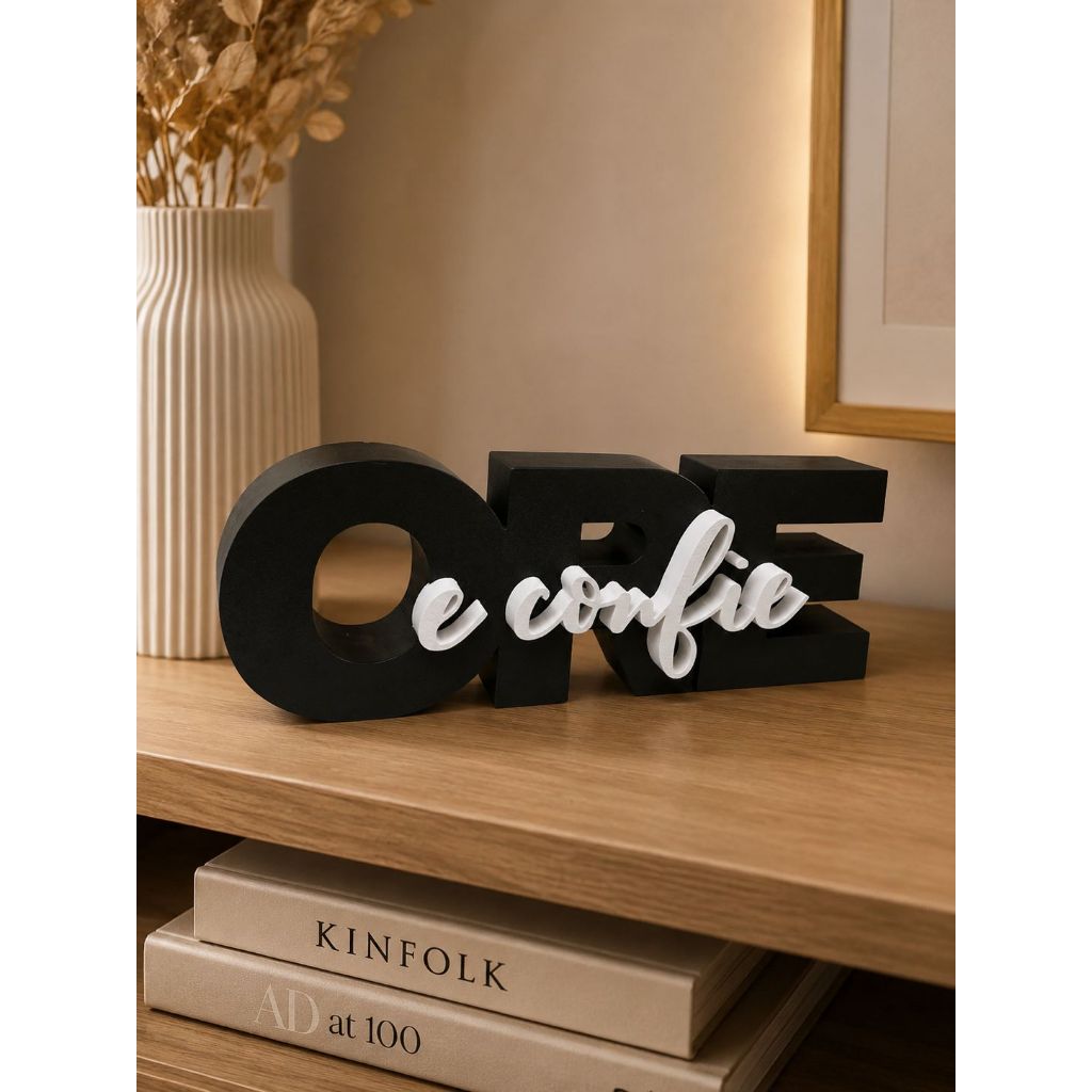 Letreiro Decorativo Ore e Confie Moderno para Sala Quarto Escritório decoração cristã religiosa