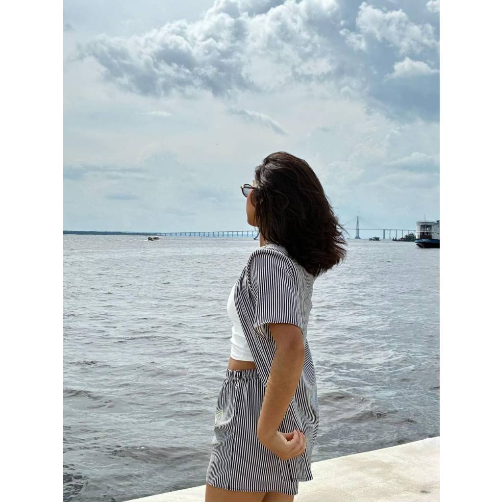 Conjunto Feminino Crepinho Listrado Kimono E Short Verão Soltinho Confortável Moda Blogueira⁠