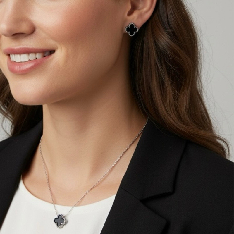 Conjunto Colar e Brinco Feminino Aço Inoxidável Jóias Elegantes Trevo Preto Antialérgico Não Escurece
