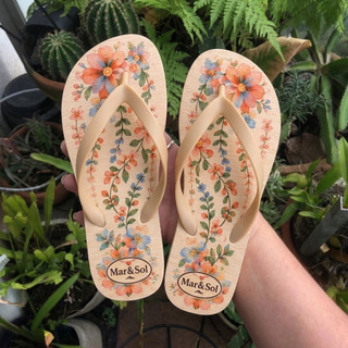 Chinelo de Dedo Feminino Estampa Floral Solado Borracha Anatômico