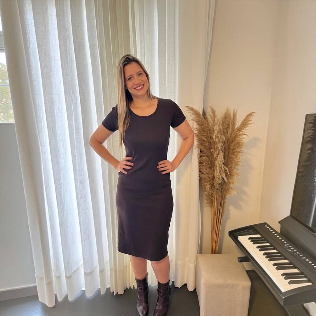 Vestido Midi Feminino Ribana Canelada Malha Algodão Com Elastano Premium  Manga Curta Evangélico Básico Tubinho