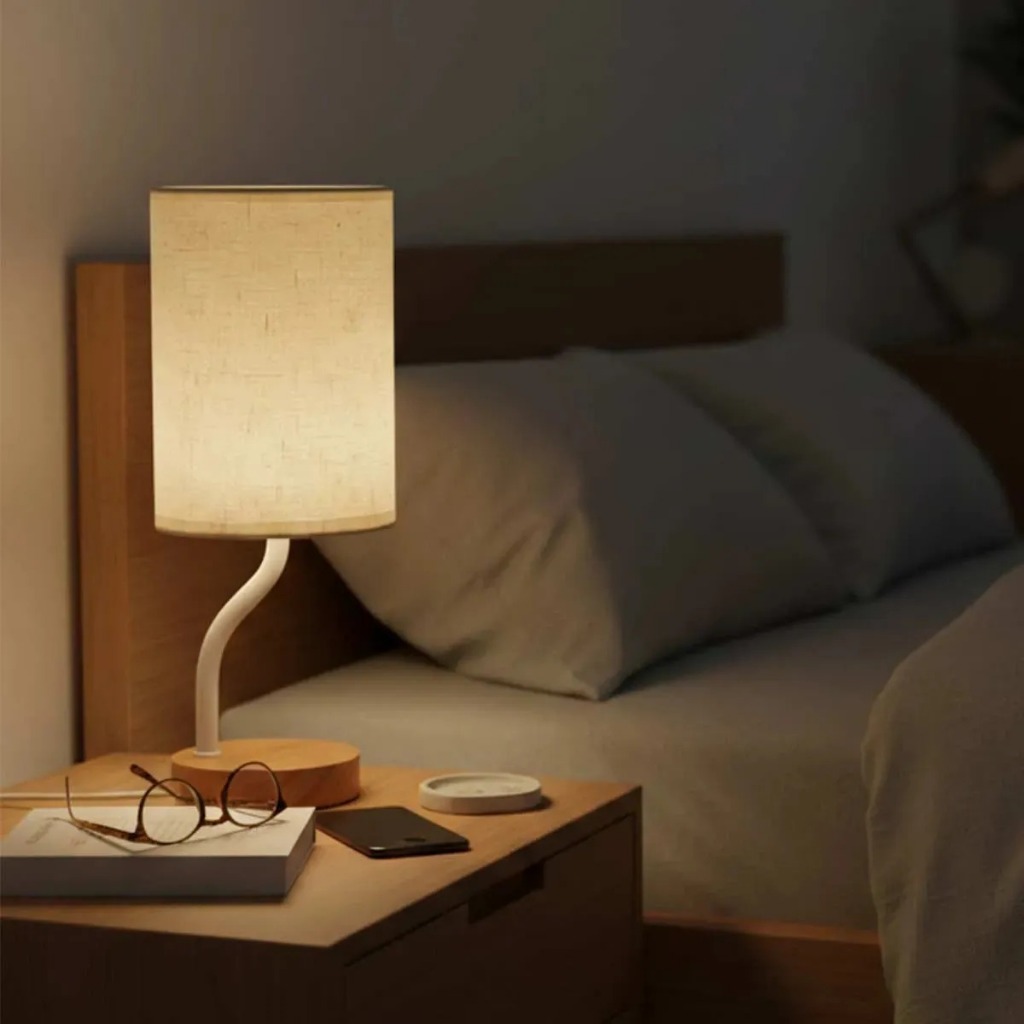 Luminária de Mesa Abajour LED Minimalista 3W Cabo USB Tipo C 3 Temperaturas Branco morno/Branco neutro/Branco Frio
