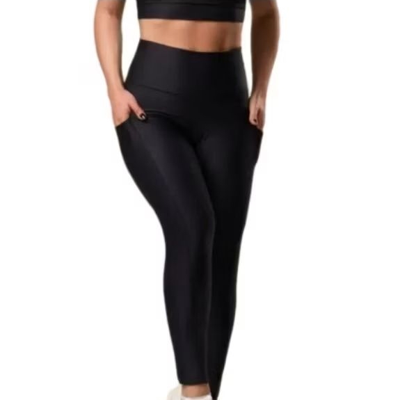 legging feminina com bolso nas duas lateral leggings no suplex poliéster premium para academia e treinos