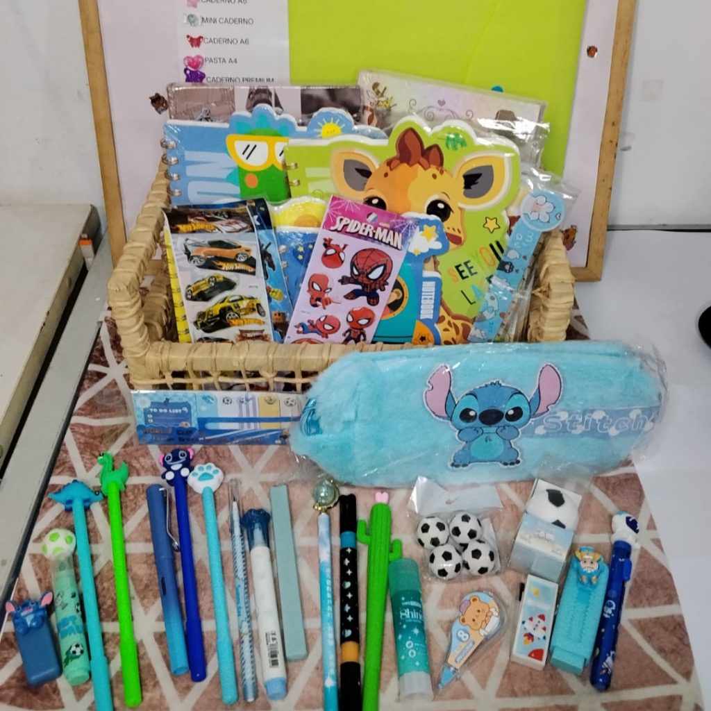 Kit Papelaria Criativa 40 ITENS - Papelaria Fofa Luxo - Kawaii- Kit Premium - Cadernos - Caneta fofa - Caderno de Disco