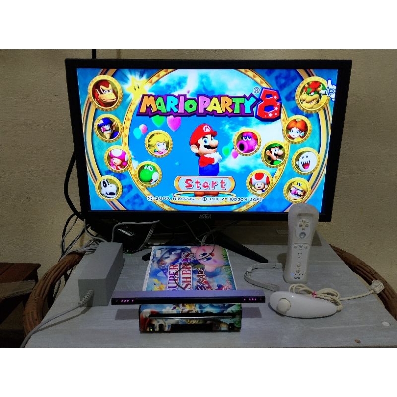 Nintendo Wii completo com 37 jogos do Wii + 5000 mil jogos retro