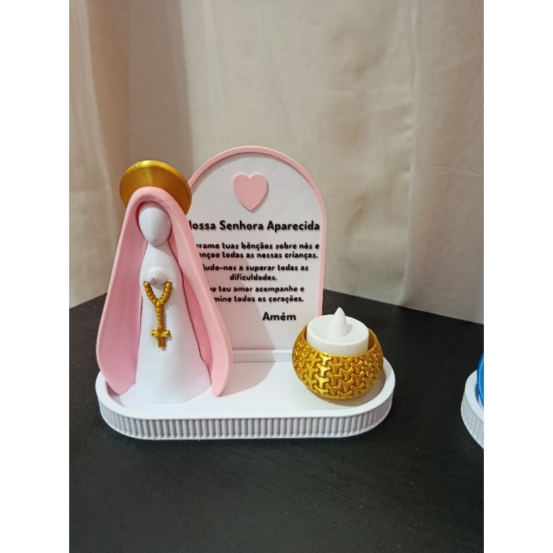Luminária Nossa Senhora Aparecida LED Decorativa – Oratório Religioso com Vela LED – Presente Fé e Proteção