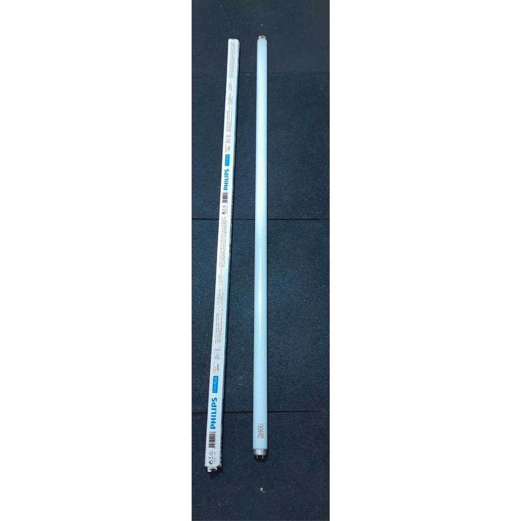 08 Tubular Philips Lâmpada Fluorescente T10 40w 5000k 120cm