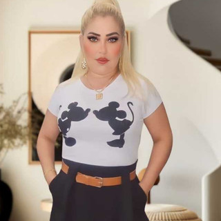 Camiseta feminina branca com estampa mickey e minie feminina branca Baby look feminina camiseta basica com manga