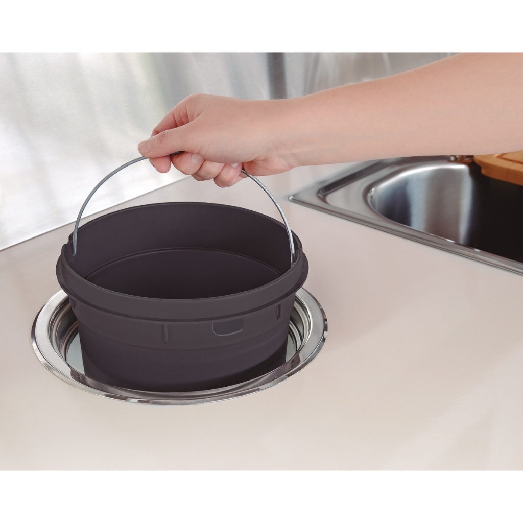 Lixeira de Embutir Tramontina Clean Round em Aço Inox com Balde Plástico 5 L Inox AISI 304 — imagem 2 de 2
