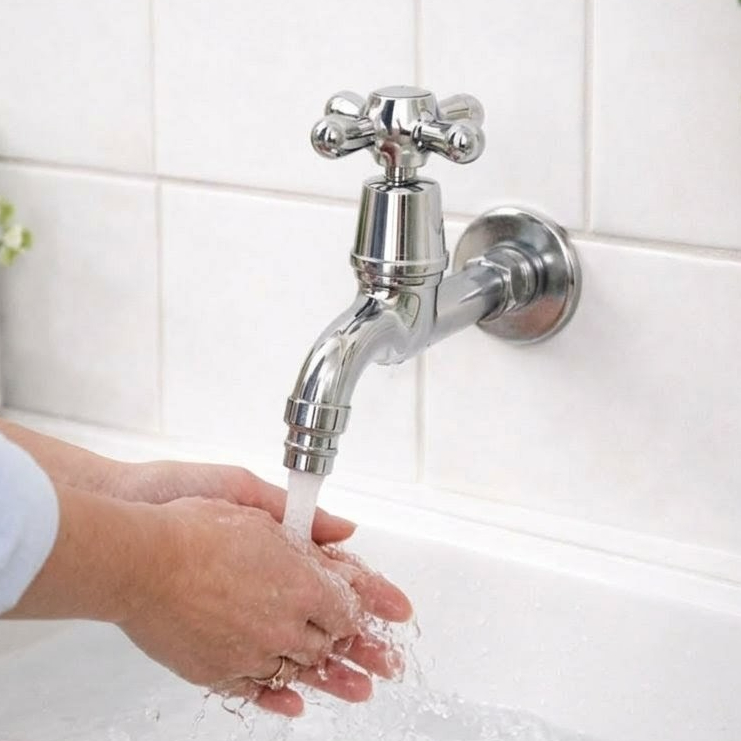 Torneira Longa Cromada 1/2 em PVC Ideal para Cozinha e Área de Serviço Alta Durabilidade