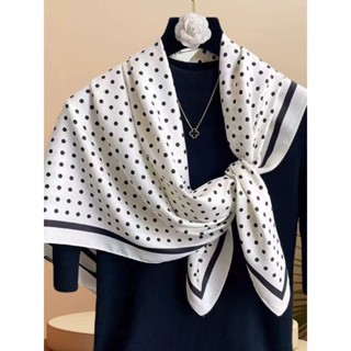 Lenço de Cetim Seda 90x90cm com Textura Macia e Suave em Oferta na Shopee