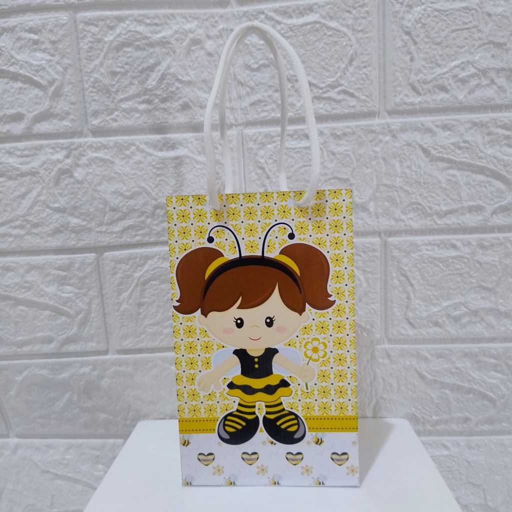 Sacolinha surpresa ABELHINHA/ PRODUTO DESMONTADO/ lembrancinhas ABELHINHA/ personalizados ABELHINHA menina