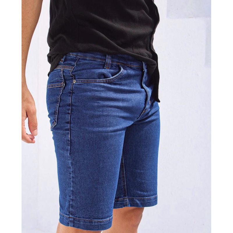 Bermuda Jeans Masculina com Modelagem Slim, jeans com elastano, confortável.