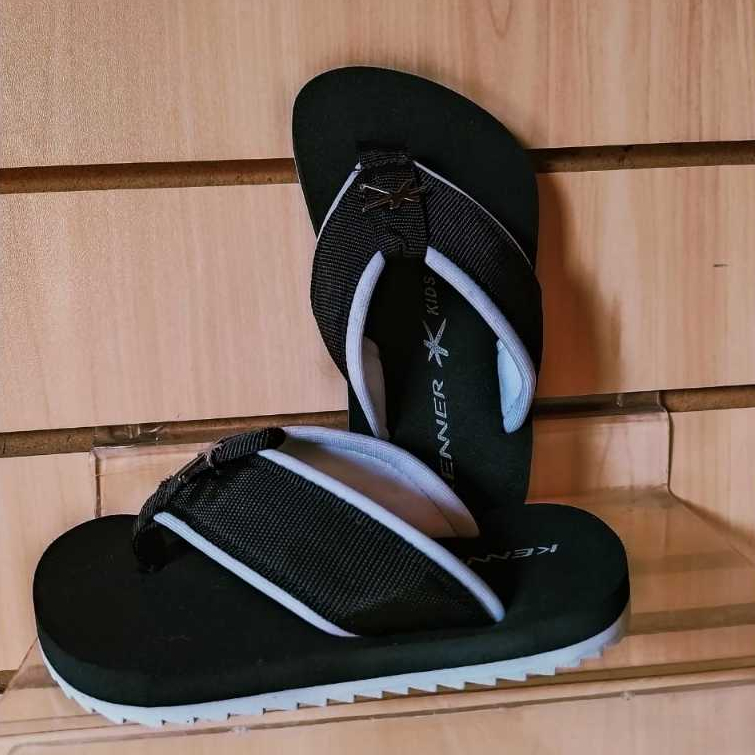 Chinelo Casual Confortável Primeira Linha Antiderrapante Estiloso ENVIO IMEDIATO!!