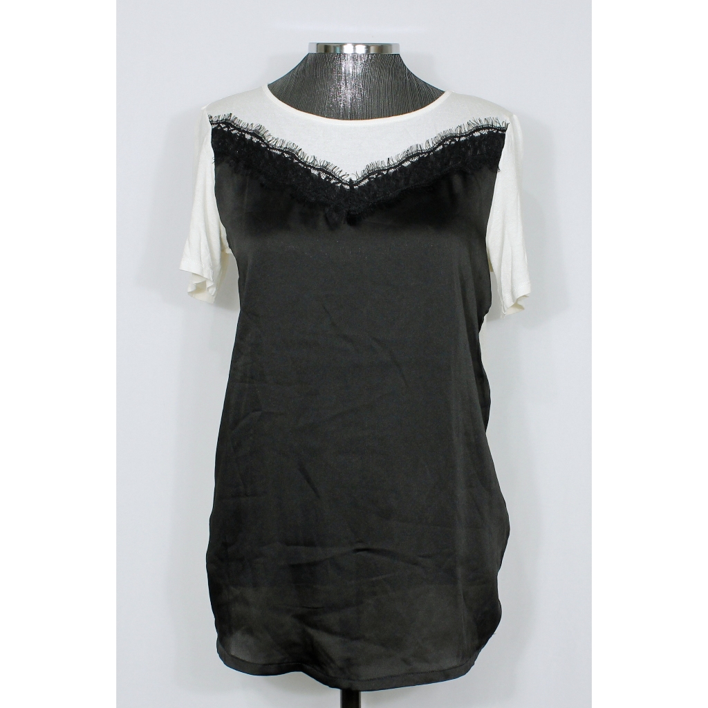 Blusa feminina cetim renda preto e off white - Veste G - Ref. 5639 (brechó)