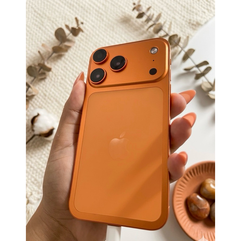 IPHONE 11 NA CARCAÇA DO 17 PRO -128GB (COR LARANJA)🍊 - 90 DIAS DE GARANTIA