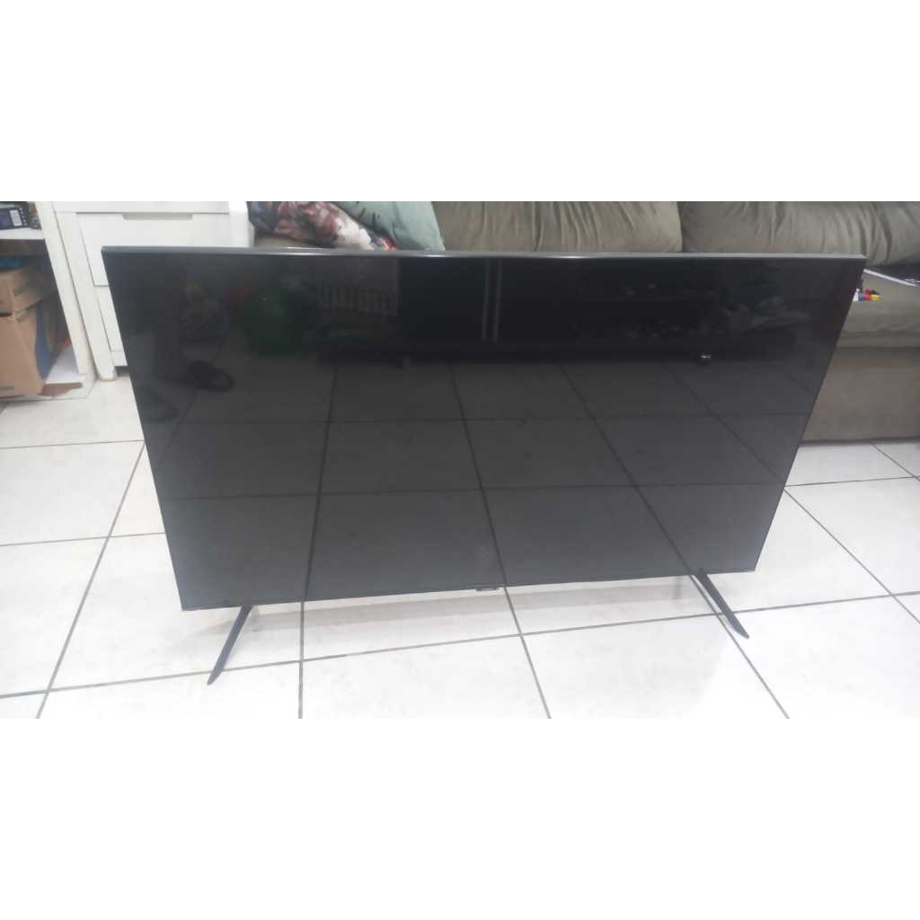 TV Samsung 50 polegadas defeitos no display não aparece imagem e sem controle remoto usada.