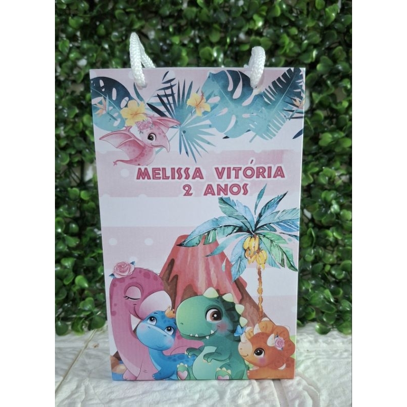 Sacolinha Personalizada com Nome, Dinossauro Baby Menina, PEGUE E MONTE. Lembrancinha de Festa Aniversário