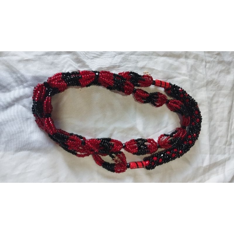 guia braja Exu, com chicote, 7 fios, umbanda, quimbanda, Exu, pomba gira