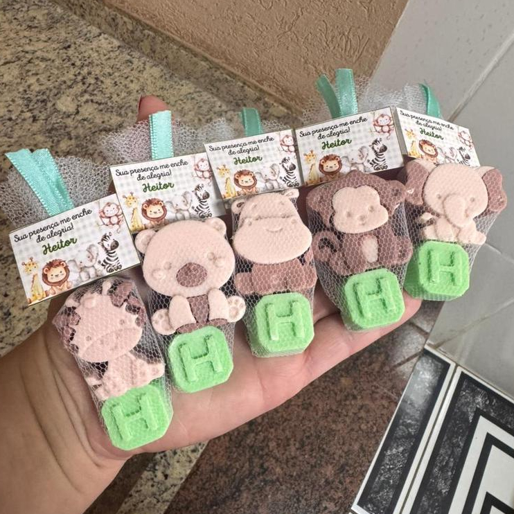 Lembrancinha Sabonete Artesanal Safari com 1 letra | Lembrancinha Chá de Bebê e Maternidade