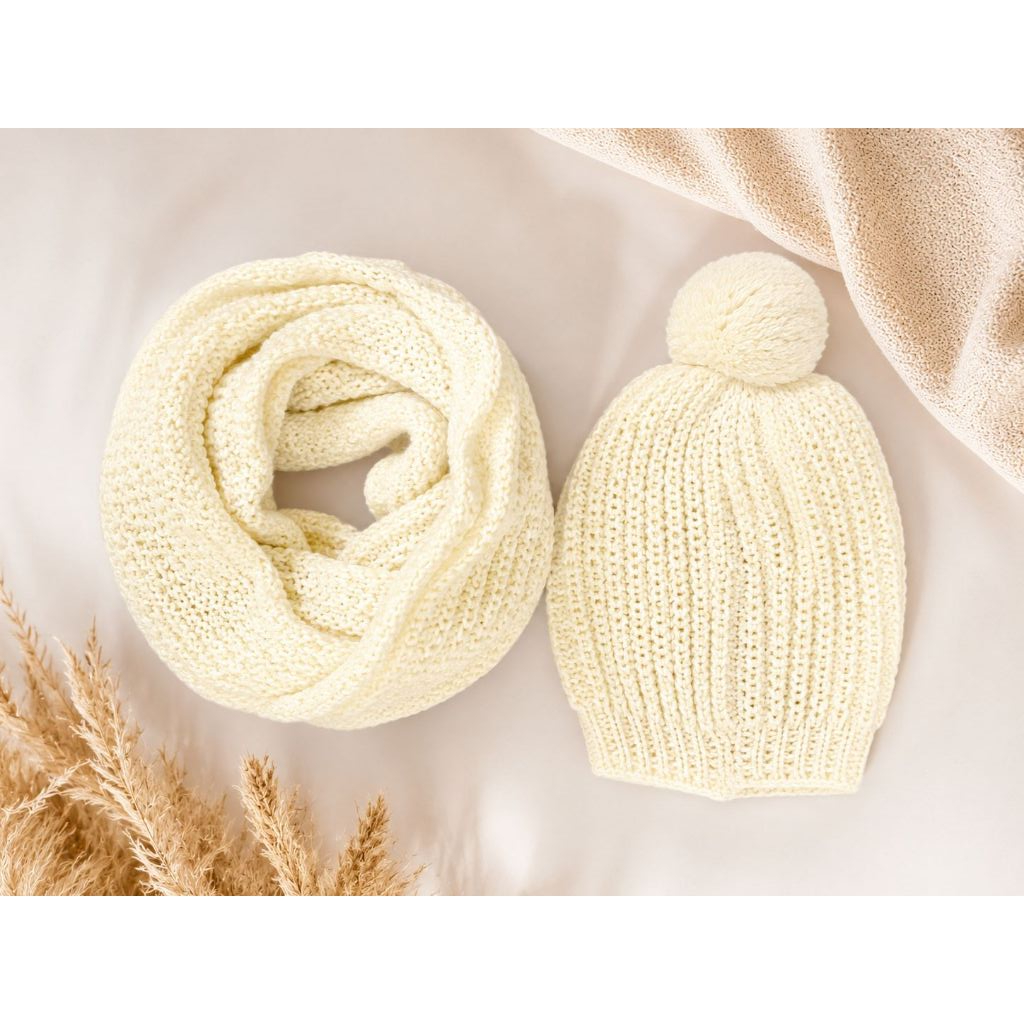 kit touca com pom pom infantil + gola max em trico