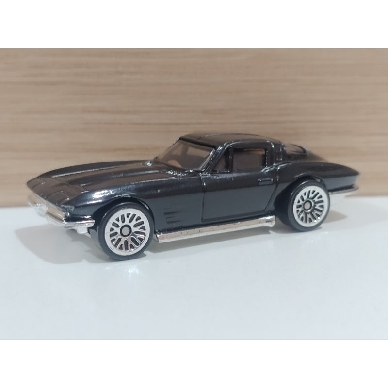 Hot Wheels '64 Corvette Sting Ray Pack 5 do Batman