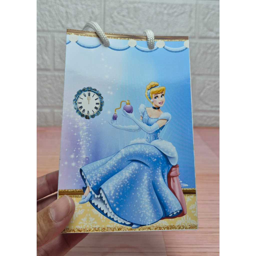 Sacolinhas Surpresa Personalizada com Alça - Semi-Montadas - Lembrancinha para Festas - Cinderela – Tam. P