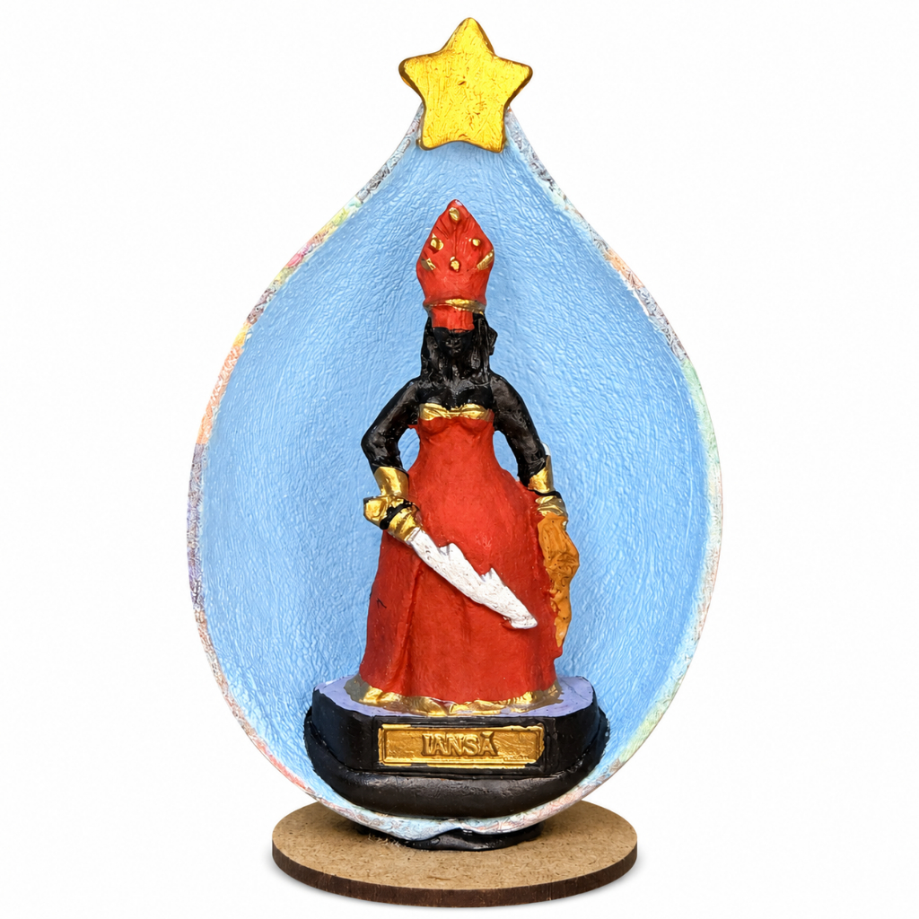 Imagem de Iansã Orixá no Oratório de Cabaça Artesanal 13 a 15cm Umbanda Candomblé Arte Sacra Religiosa