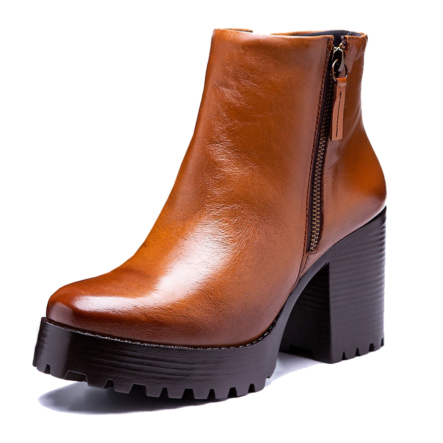 SUPER PROMOÇÃO - Bota feminina Pierrô plataforma tratorada salto alto couro legítimo cor whisky lisa