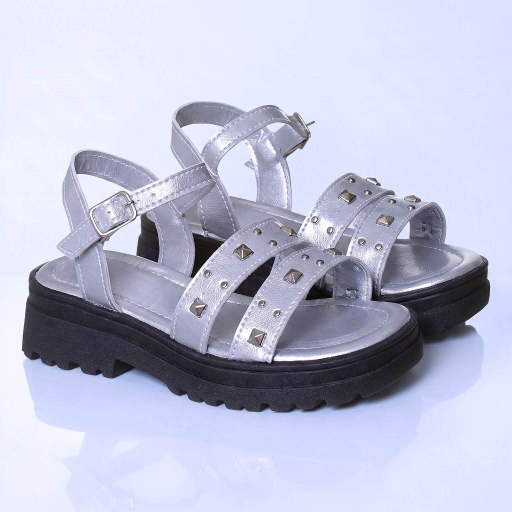 Sandália Plataforma Tratorada Infantil Feminina Prata com Spike Kidstep