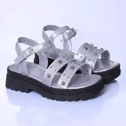 Sandália Plataforma Tratorada Infantil Feminina Prata com Spike Kidstep