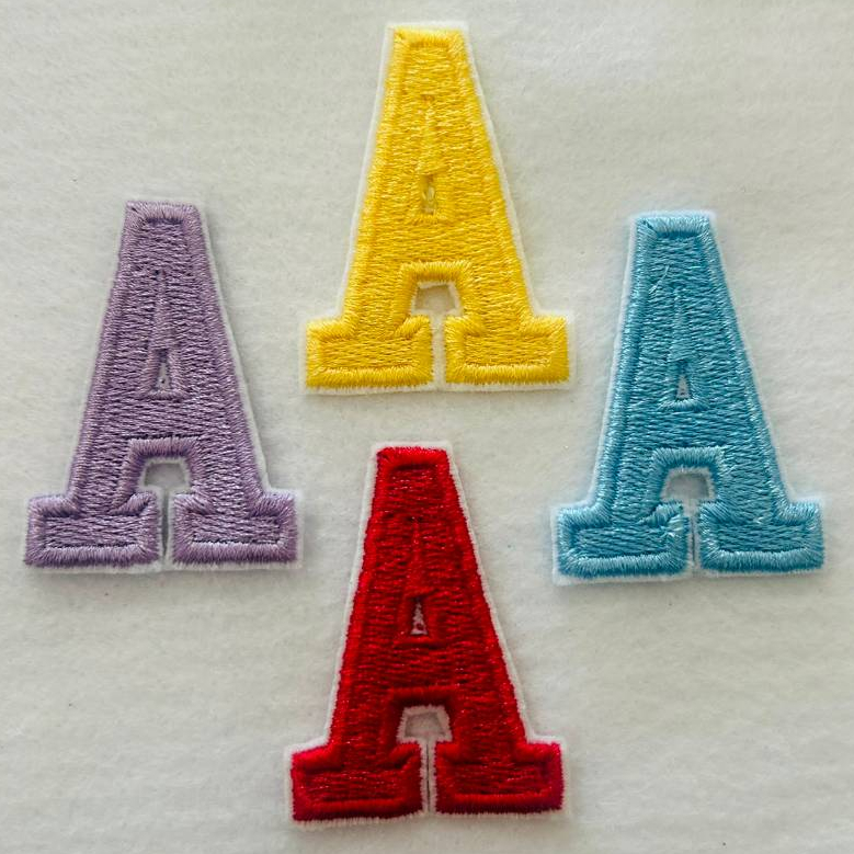 Letra Bordada , Aplique patch com termocolante