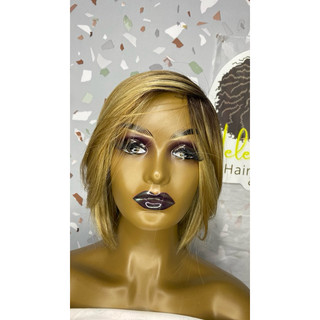 WIG CURTA 30cm LOIRA E MORENA ILUMINADA