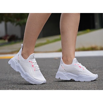 TENIS FEMININO LEVE CONFORTAVEL CHARMOSO PERFEITO PARA QUALQUER OCASIAO