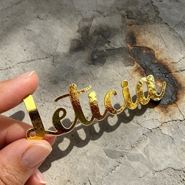 Aplique personalizado Nome dourado em Lamicote | Kit apliques para festa, Lembrancinhas personalizadas