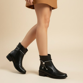Bota Feminina Salto Baixo Cano Curto Bico Redondo Coturno Feminino Laço Zíper Preto Figueiroa
