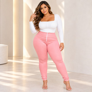 Calça Skinny Rosa Feminina Plus Size Ponto Roma com Cirrê Cintura Alta com Zíper Frontal- Helen