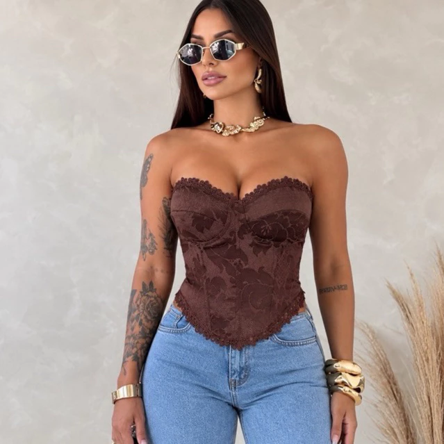 Cropped Corset Bordado Floral Tomara que Caia Top Corselete com Bojo Renda Amarração nas Costa Tendência festa