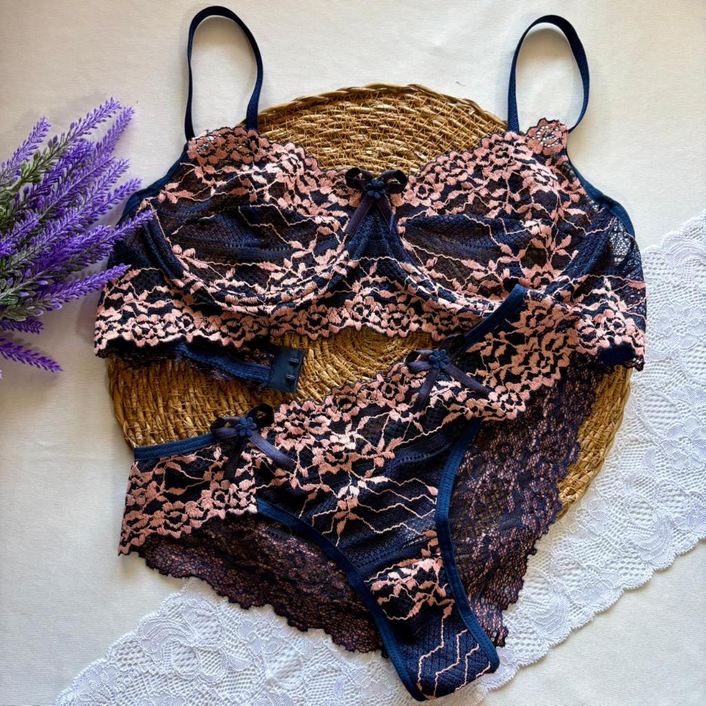 Conjunto Calcinha e Sutiã de Renda Luxo Bicolor sem Bojo com Aro Lingerie Atacado Paris