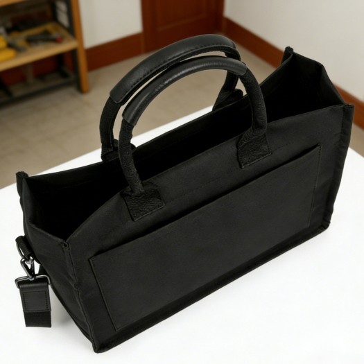 Bolsa Tote Mini com Bolsos Internos Minimalista Porta-Notebook para Trabalho, Faculdade e Escritório — imagem 2 de 2