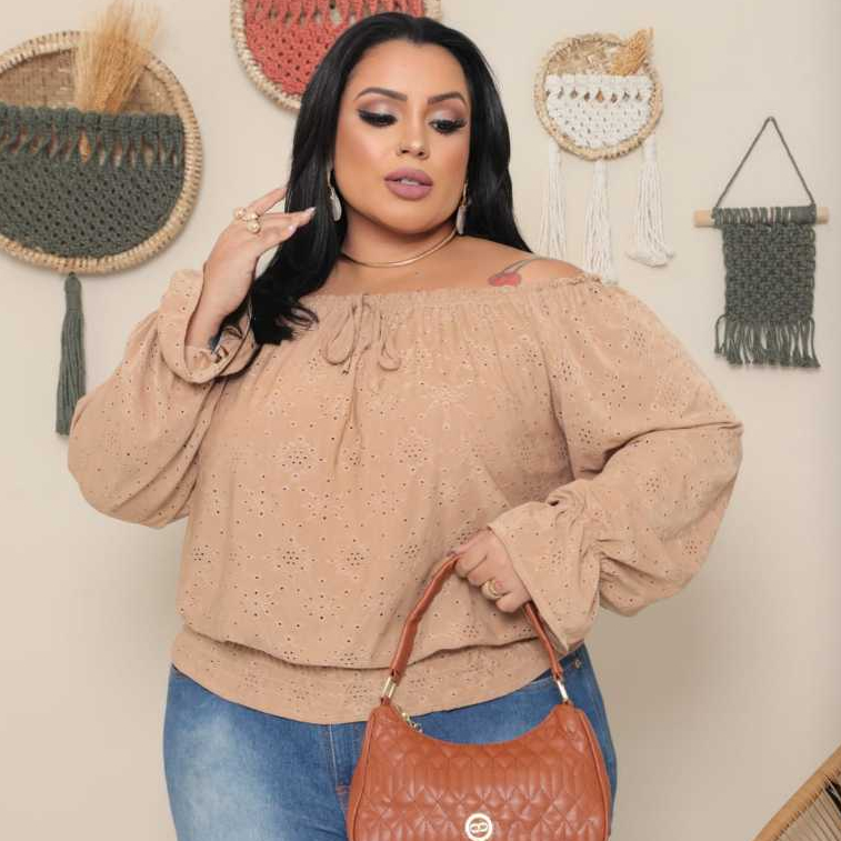 Blusa Ciganinha Tecido Bordado LESSIE Manga Longa Feminina Plus Size Moda 2026 em Oferta na Shopee