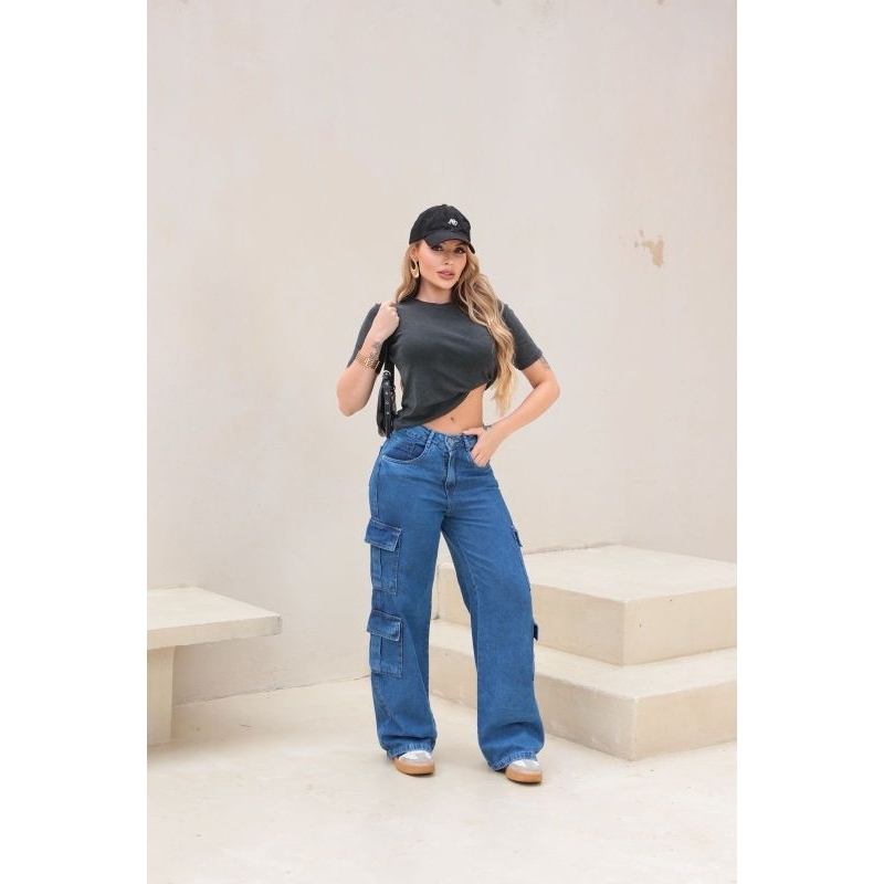 Calça Jeans Cargo Feminina Wide Leg Cintura Alta 4 Bolsos Laterais Moda Blogueira Pantalona Jeans Tendência 2026