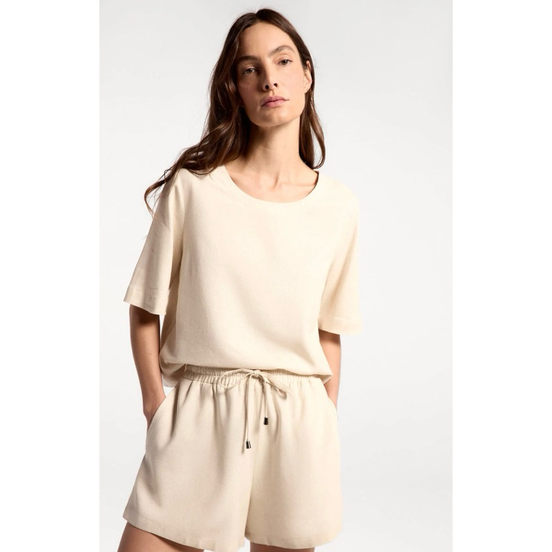 Blusa Feminina Viscolinho Hering Manga Curta Soltinha Elegante Leve Confortável promoção de 160 por 129,90